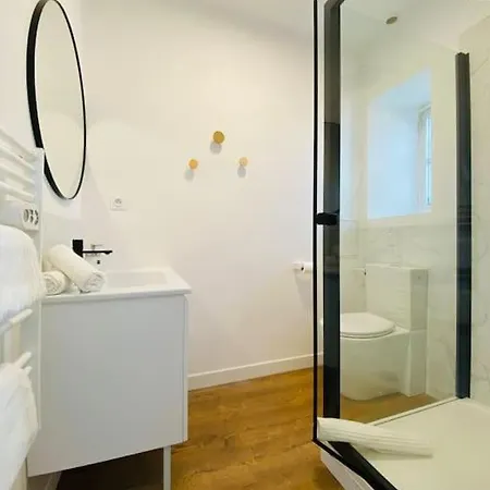 Le Condorcet. Charme Et Confort A Championnet Apartman *