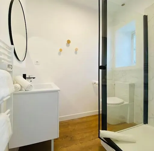 Le Condorcet. Charme Et Confort A Championnet Apartament *