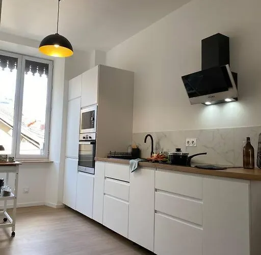 Le Condorcet. Charme Et Confort A Championnet