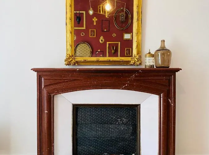 Apartament Le Condorcet. Charme Et Confort A Championnet *