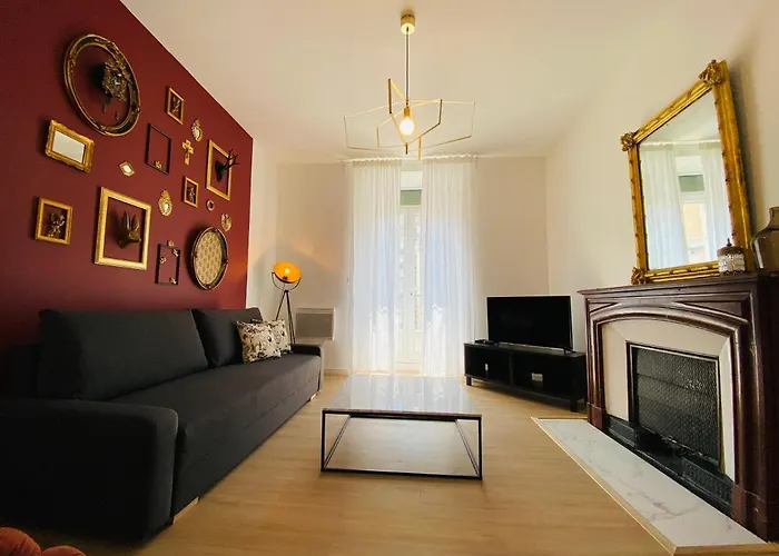 Le Condorcet. Charme Et Confort A Championnet Apartament